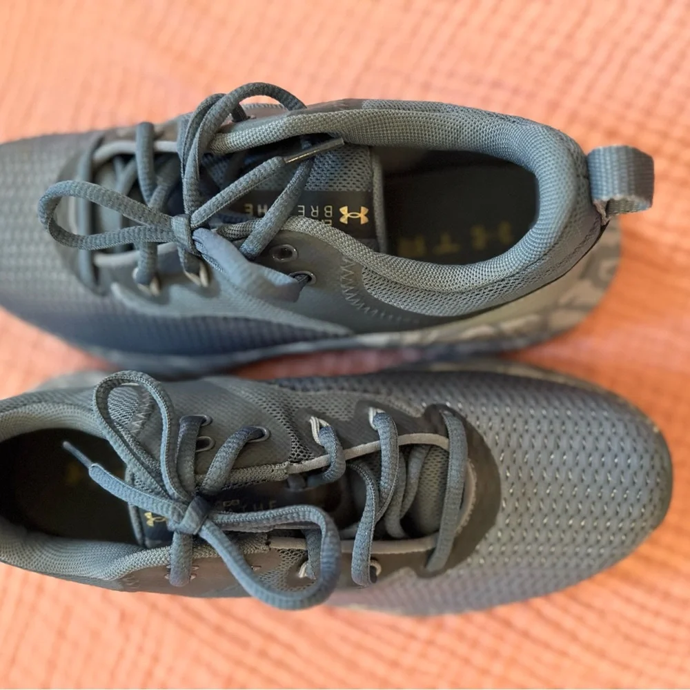 Under Armour Women’s Navy Sneakers - Picture 4 of 6